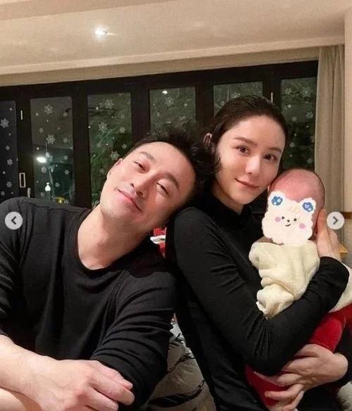 林峰夫妻吃瓜视频播放全集,视频全集揭秘甜蜜日常