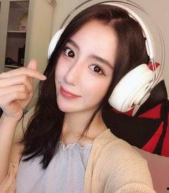 女主播吃角瓜视频