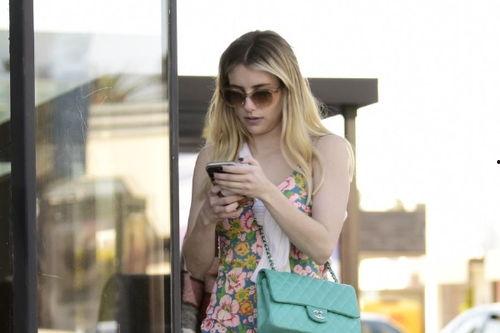 吃瓜网红黑网爆料视频,吃瓜群众热议幕后真相