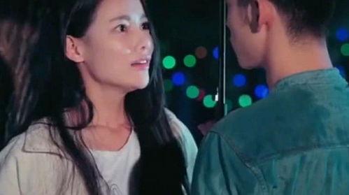 学姐跟学弟吃瓜视频,校园八卦新鲜出炉