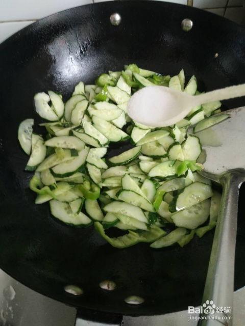 土瓜怎么做菜吃最好呢视频,家常土瓜菜式制作指南